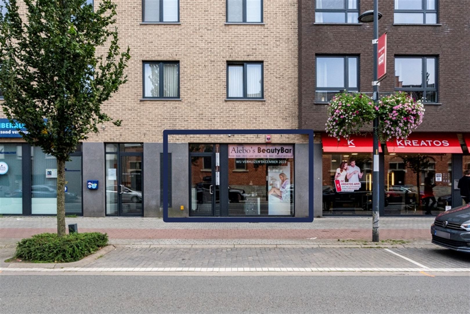 Winkelruimte foto {{pictureIndex}}