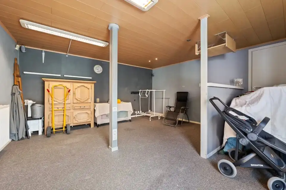 CHARMANTE WONING MET 3 SLKS EN EEN PRACHTIGE TUIN MET TAL VAN MOGELIJKHEDEN foto 27