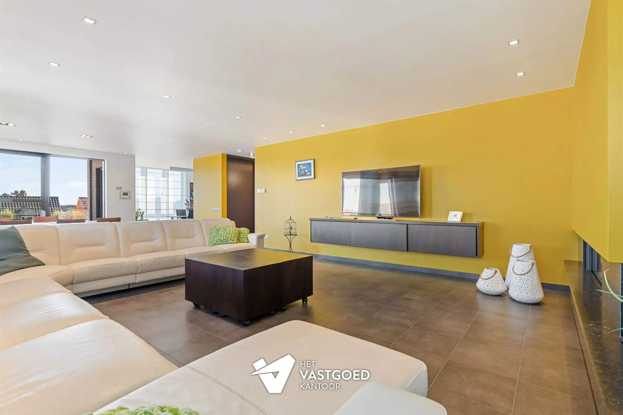 ZEER RUIME PENTHOUSE (340M²) IN UITSTEKENDE STAAT MET 3 TERRASSEN TE TESSENDERLO CENTRUM foto 6
