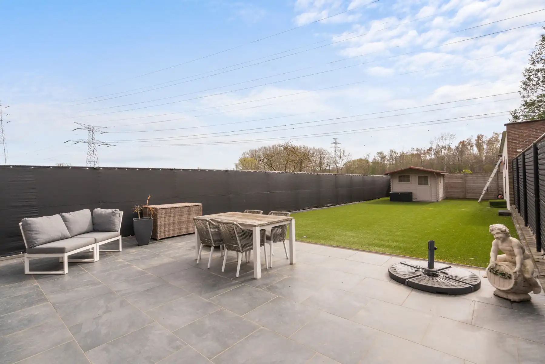 Instapklare gezinswoning met 3 slaapkamers, 2 badkamers foto 12