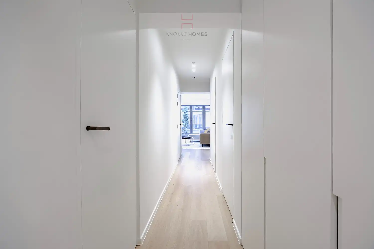 Instapklaar 3 slaapkamer- appartement in de Zoutelaan. foto 18