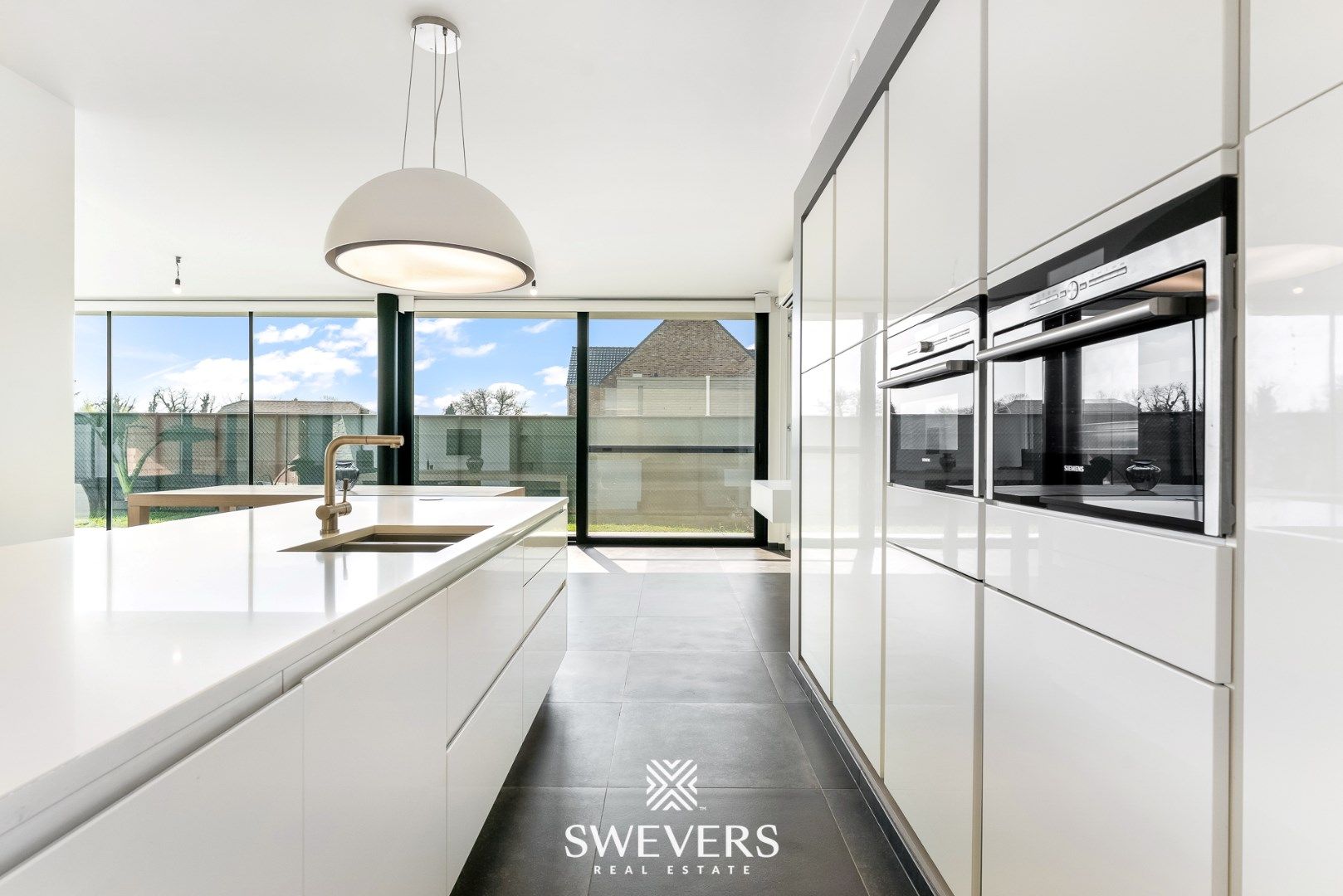 Exclusieve energiezuinige villa met zwembad en poolhouse  foto 8