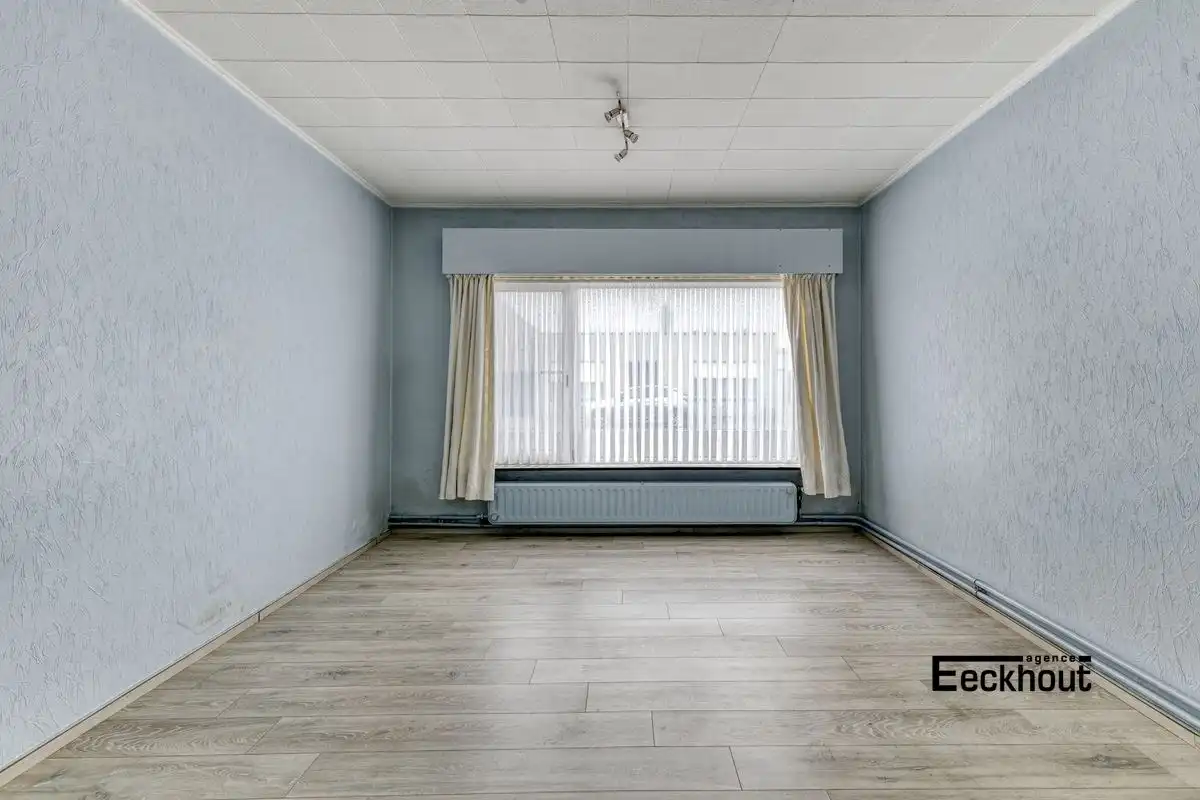 Halfopen bungalow met prachtige tuin en garage! foto 11