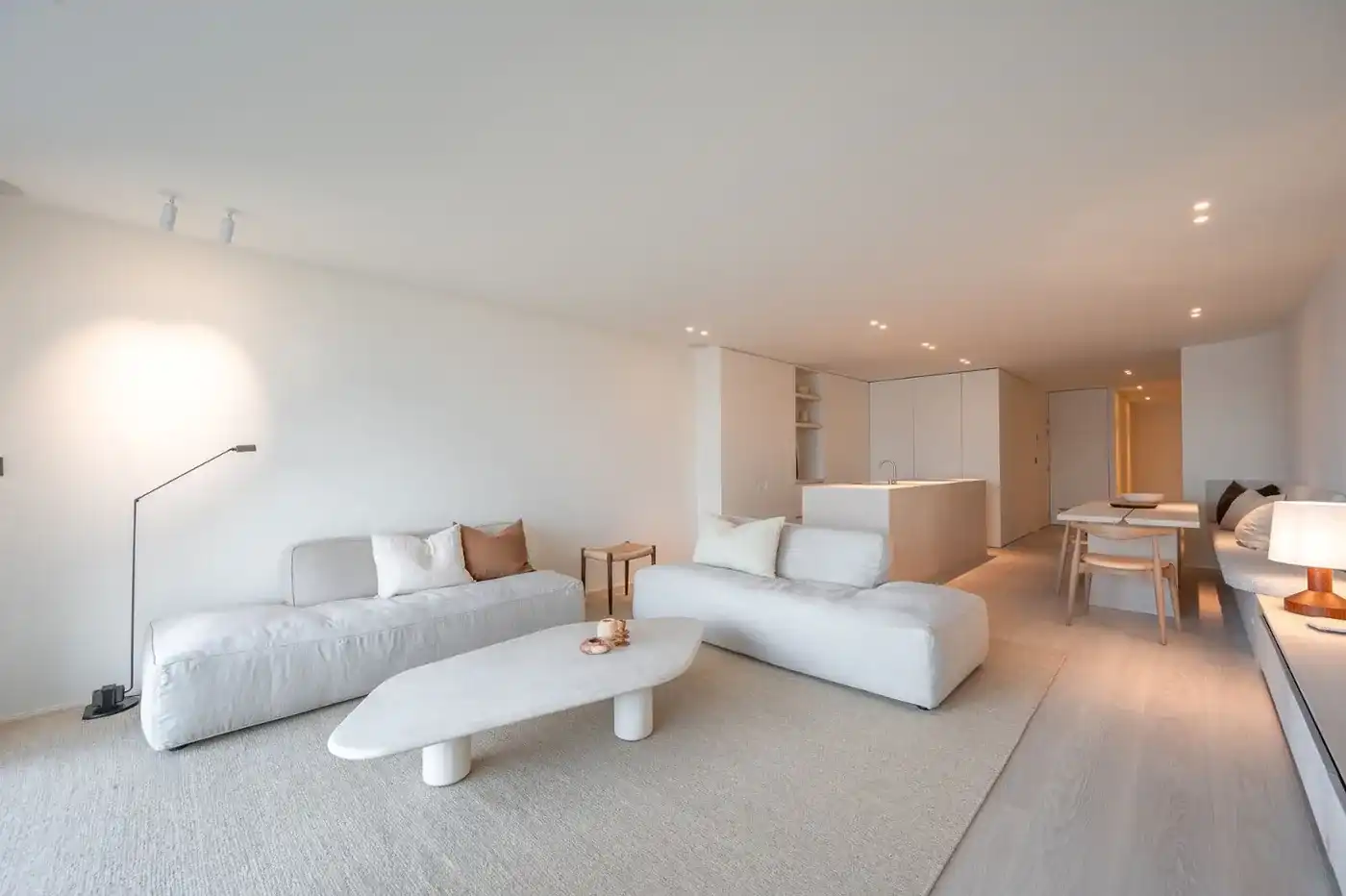 Prachtig gerenoveerd appartement op de Wandeldijk foto 4