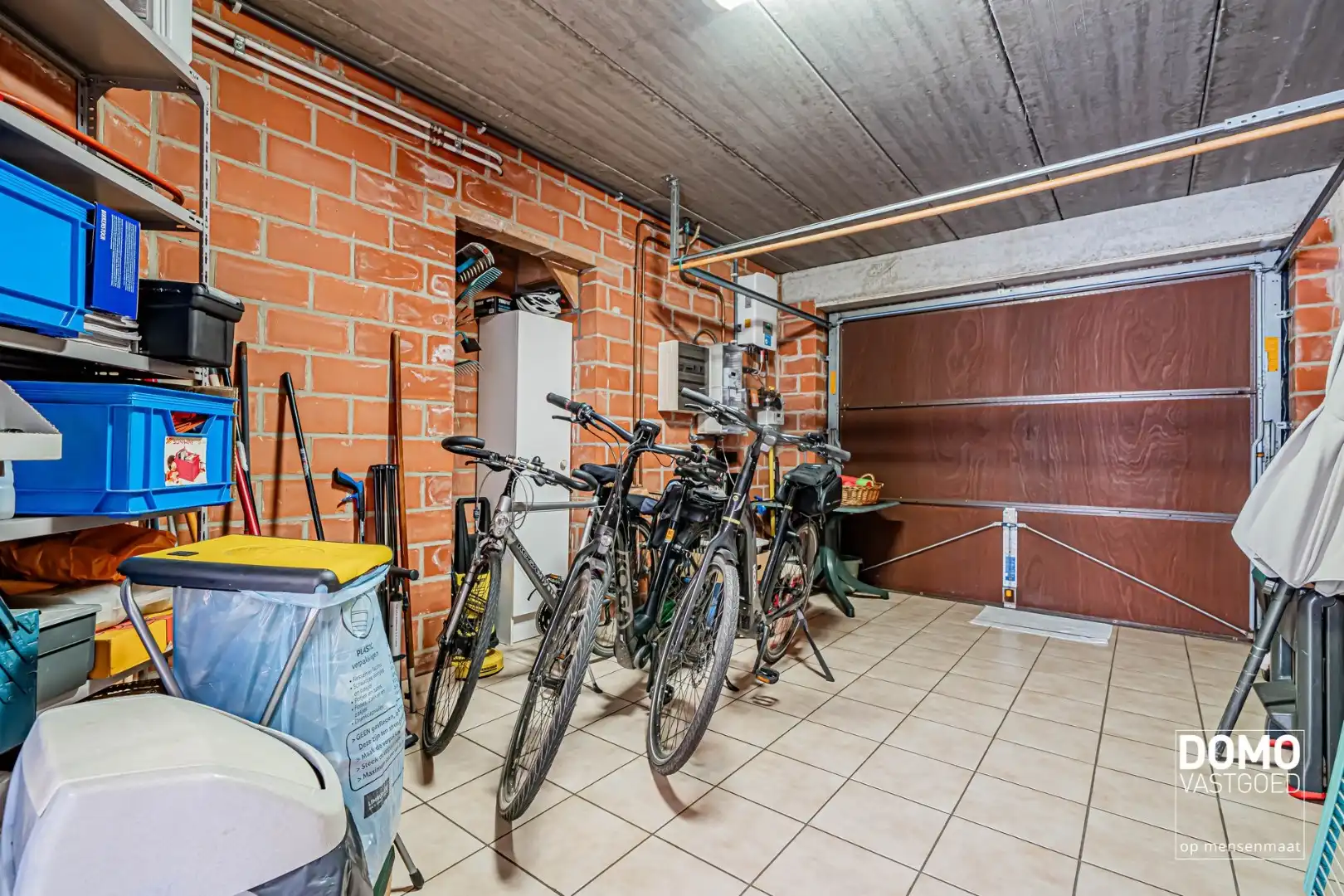 ZUIDWESTELIJK GEORIËNTEERDE DOORZONWONING MET LICHTRIJKE AANBOUW, GEZELLIGE TUIN EN RUIME GARAGE TE KURINGEN (HASSELT)  foto 25