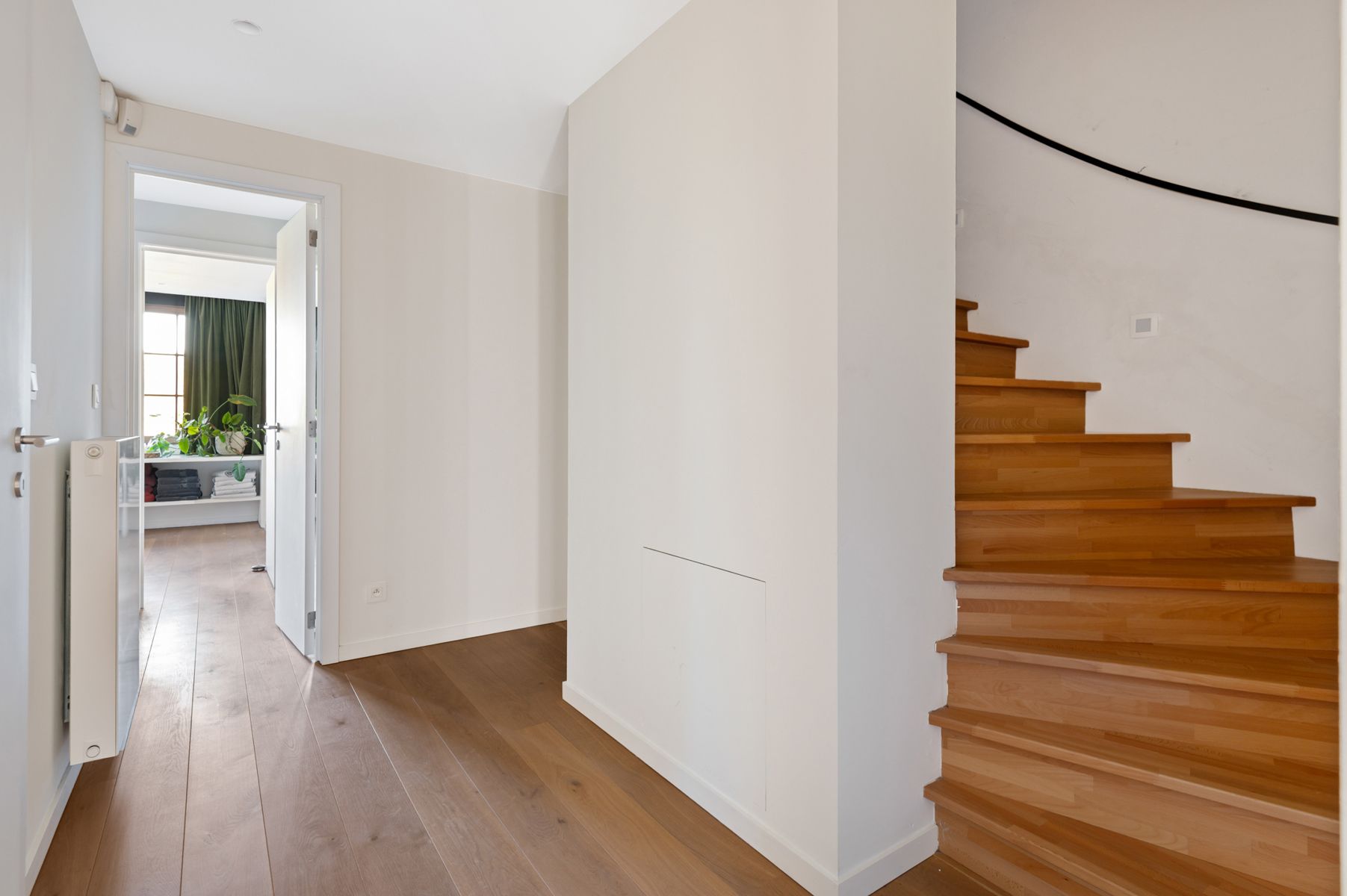 Recente energiezuinige koppelvilla op ca. 1000 m² foto 22