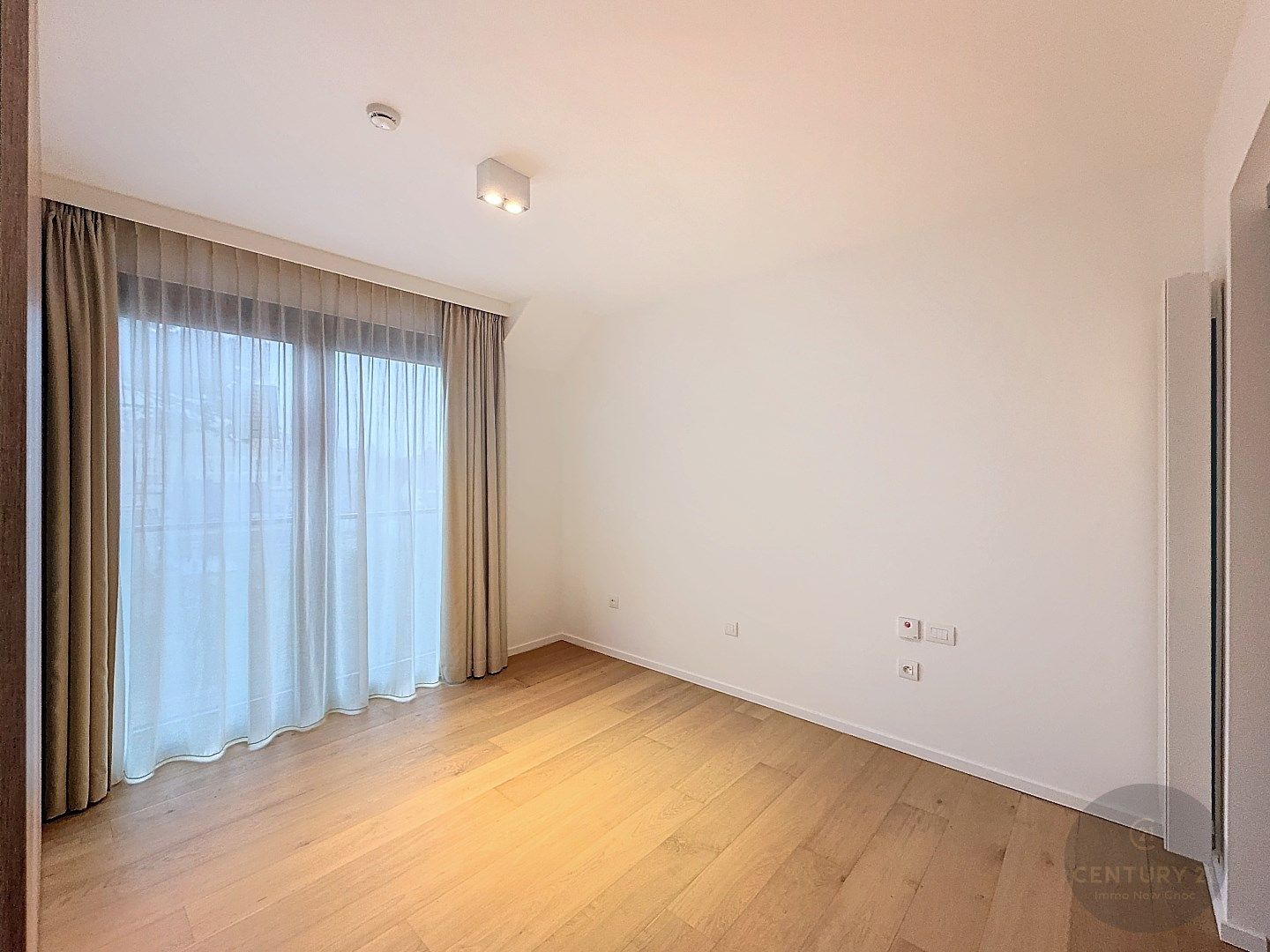 RUIME en praktisch ingedeelde SERVICEFLAT foto 7