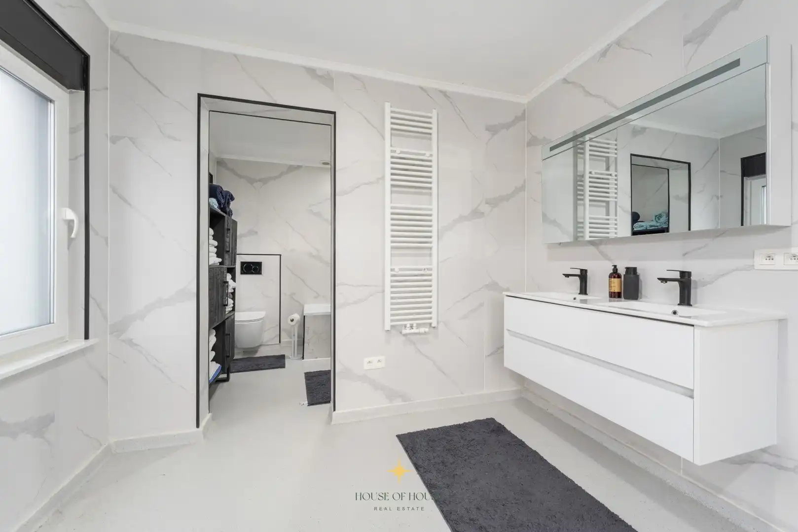 Instapklare, gerenoveerde woning in een rustige buurt met grote zonnige tuin foto 9