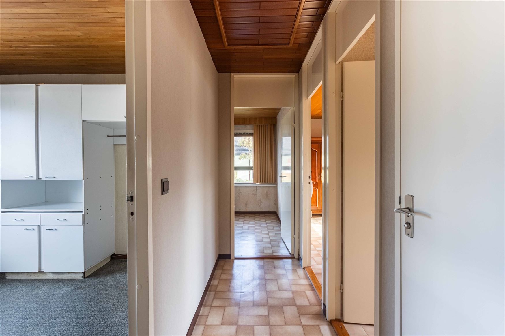 Charmante bungalow met open zicht en potentieel te Nazareth. foto 17