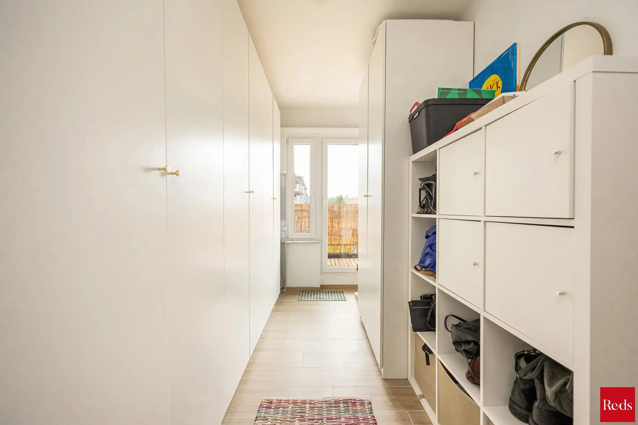 Gerenoveerd appartement nabij een groene omgeving foto 10