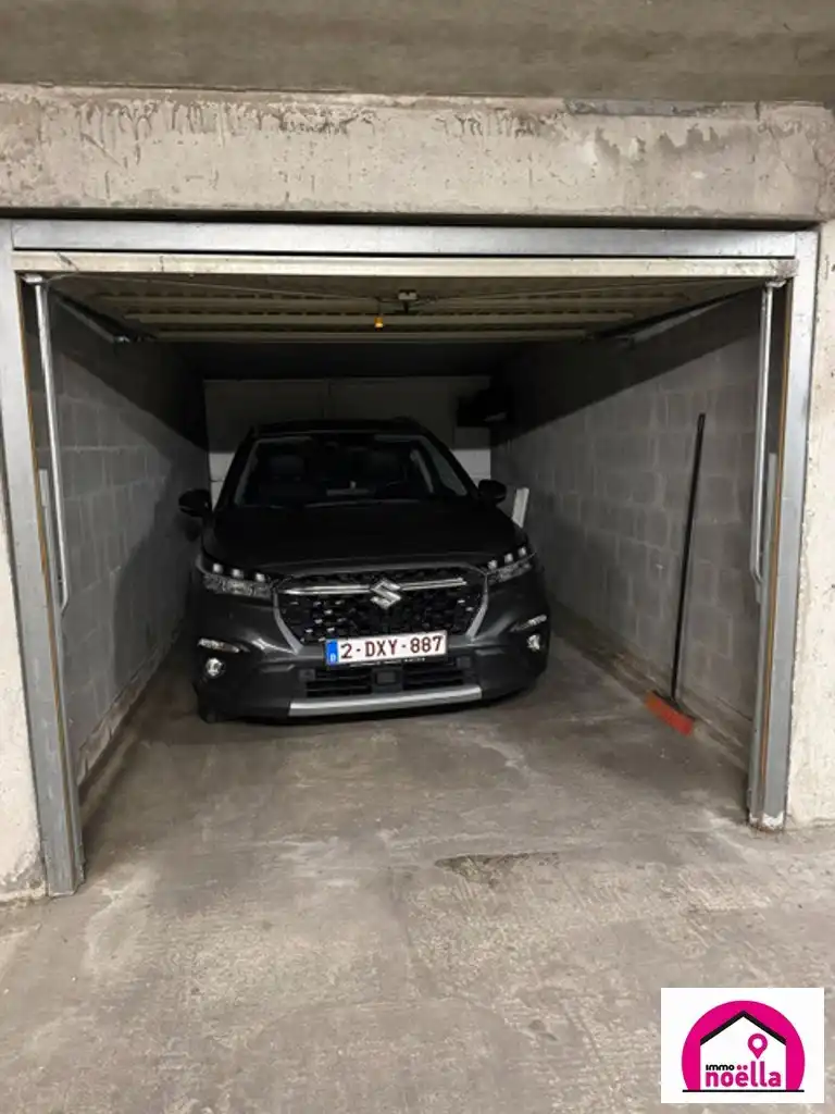 TE KOOP GARAGE TE WESTENDE! foto 2