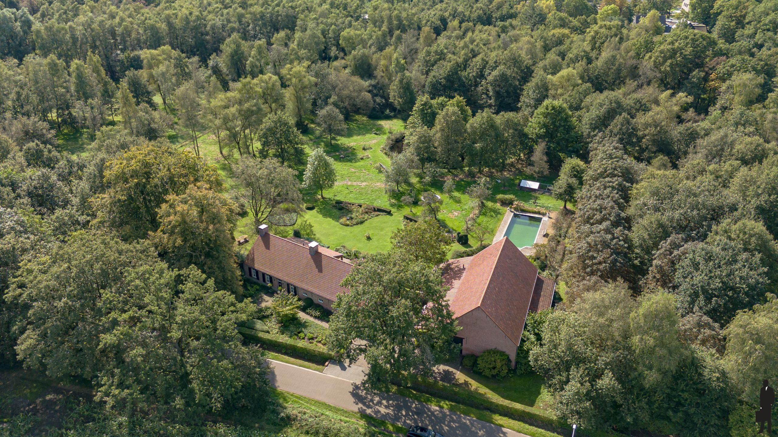 Schitterend landgoed op 25.000m² met boerderij en bijgebouw  foto 37