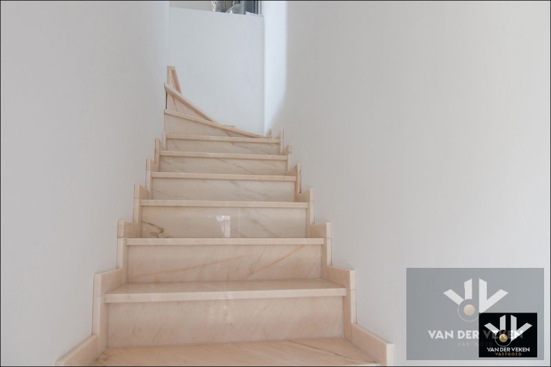 Totaal en hoogwaardig afgewerkte, moderne pastoriestijl nieuwbouwwoning op een steenworp van het natuurgebied 'Dautenweyers' te Diepenbeek foto 11