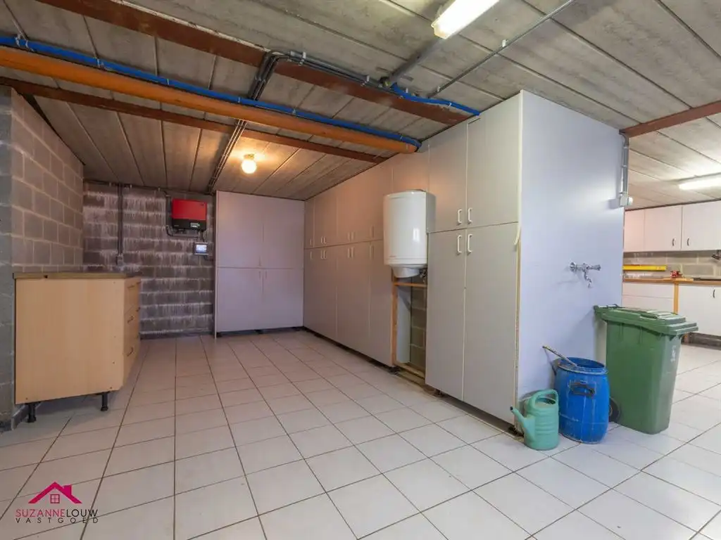 Verrassend ruime en gezellige, instapklare vrijstaande woning met paardenstal foto 44