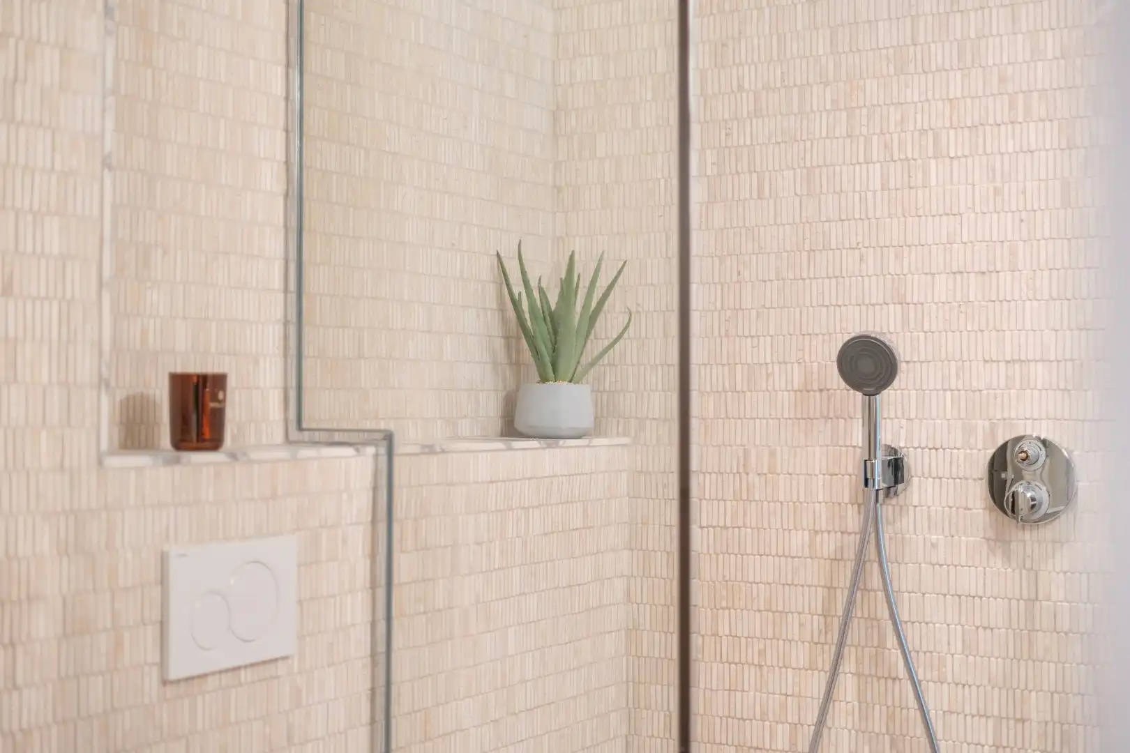 Subliem gerenoveerd appartement met open zicht  foto 21
