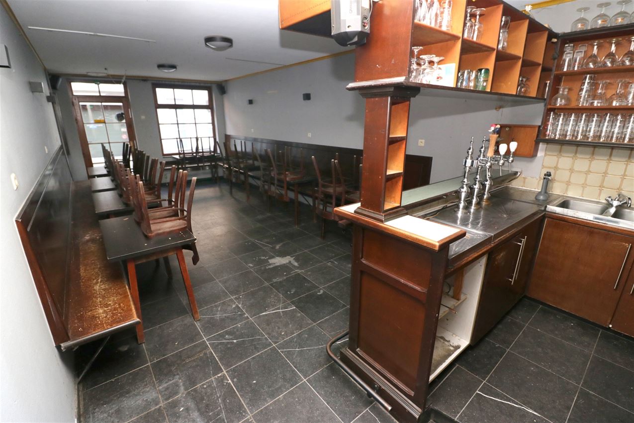 Commercieel gebouw foto 15