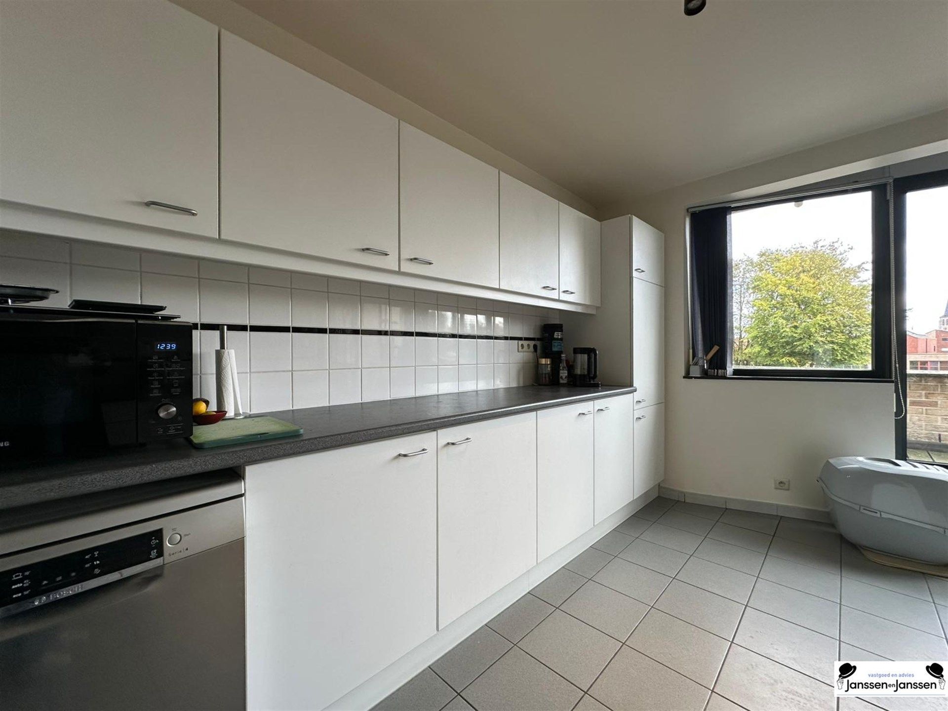 Gezellig appartement met 2 slaapkamers foto 4