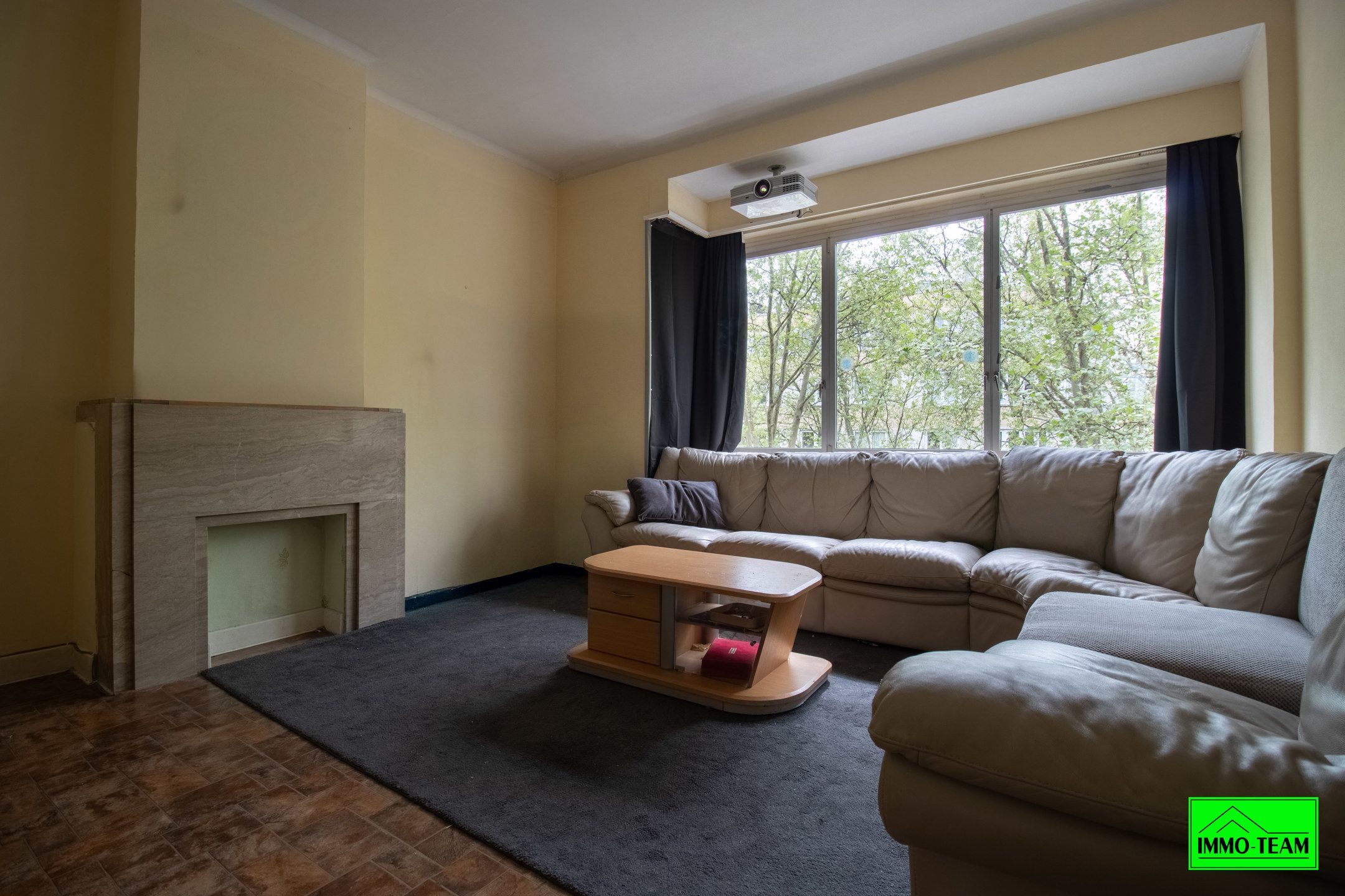 Opbrengsteigendom met 2 appartementen en autostaanplaatsen foto 5