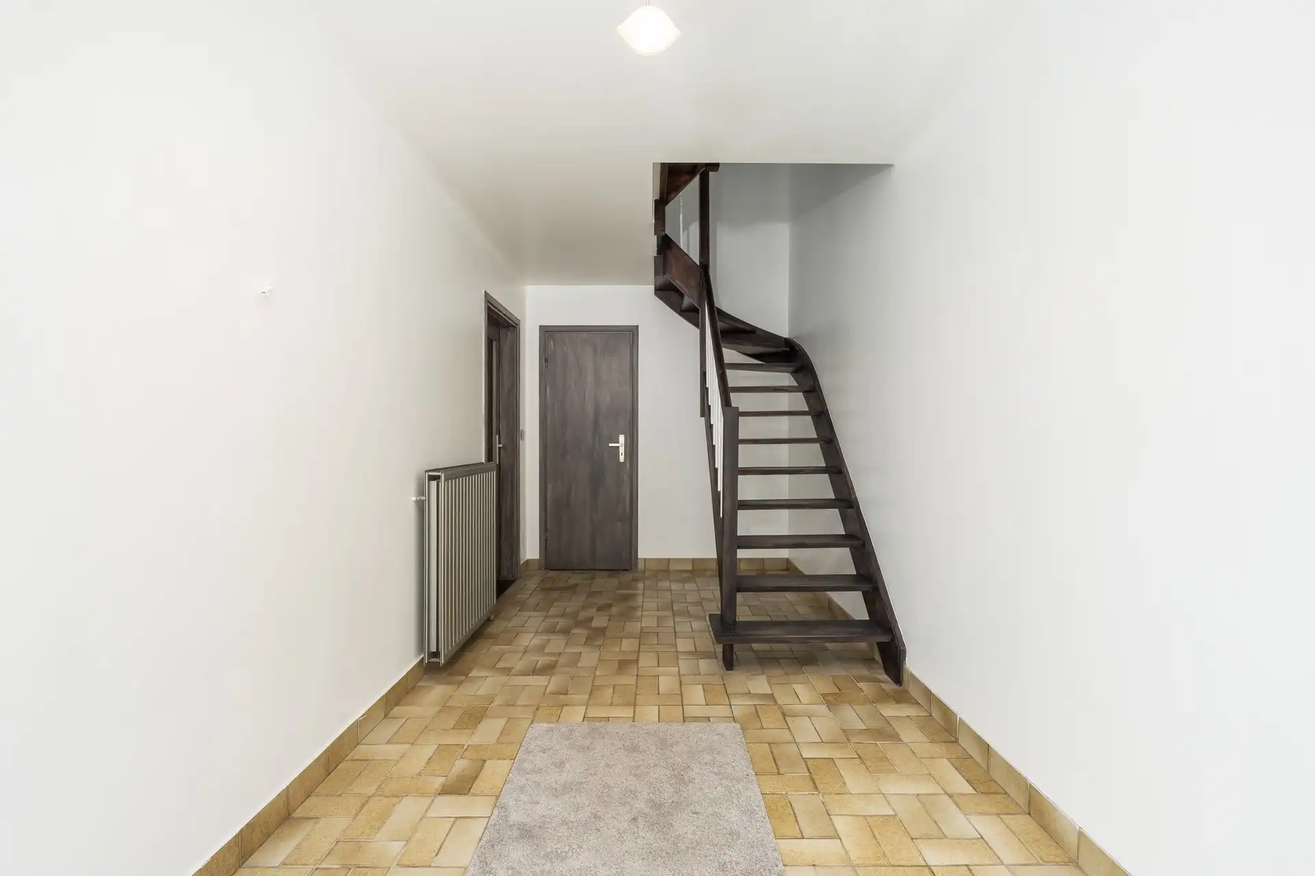 Energiezuinige bel etage woning met 3 slaapkamers gelegen in een groene omgeving foto 6