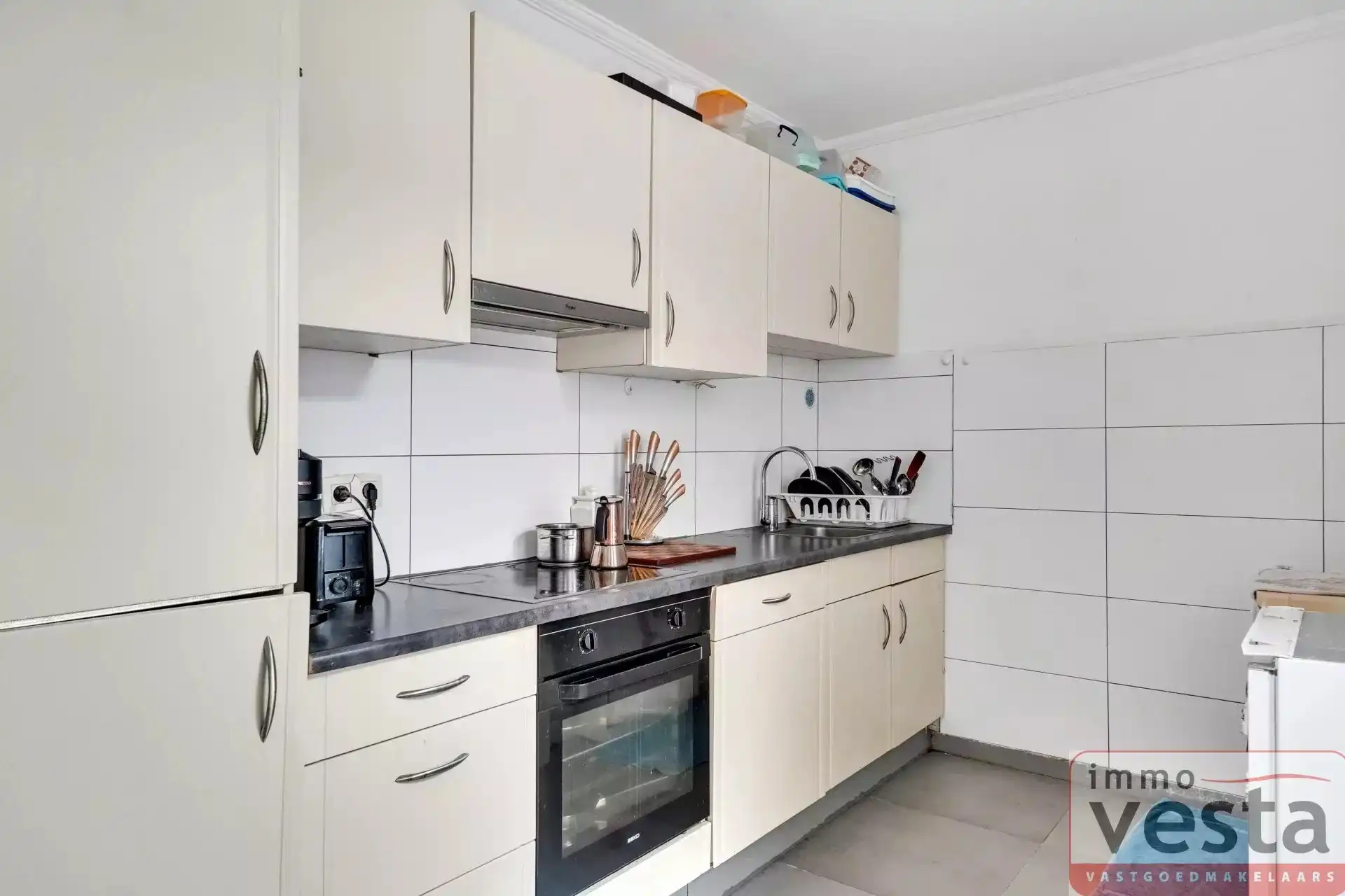 Ruime rijwoning op wandelafstand van centrum foto 7