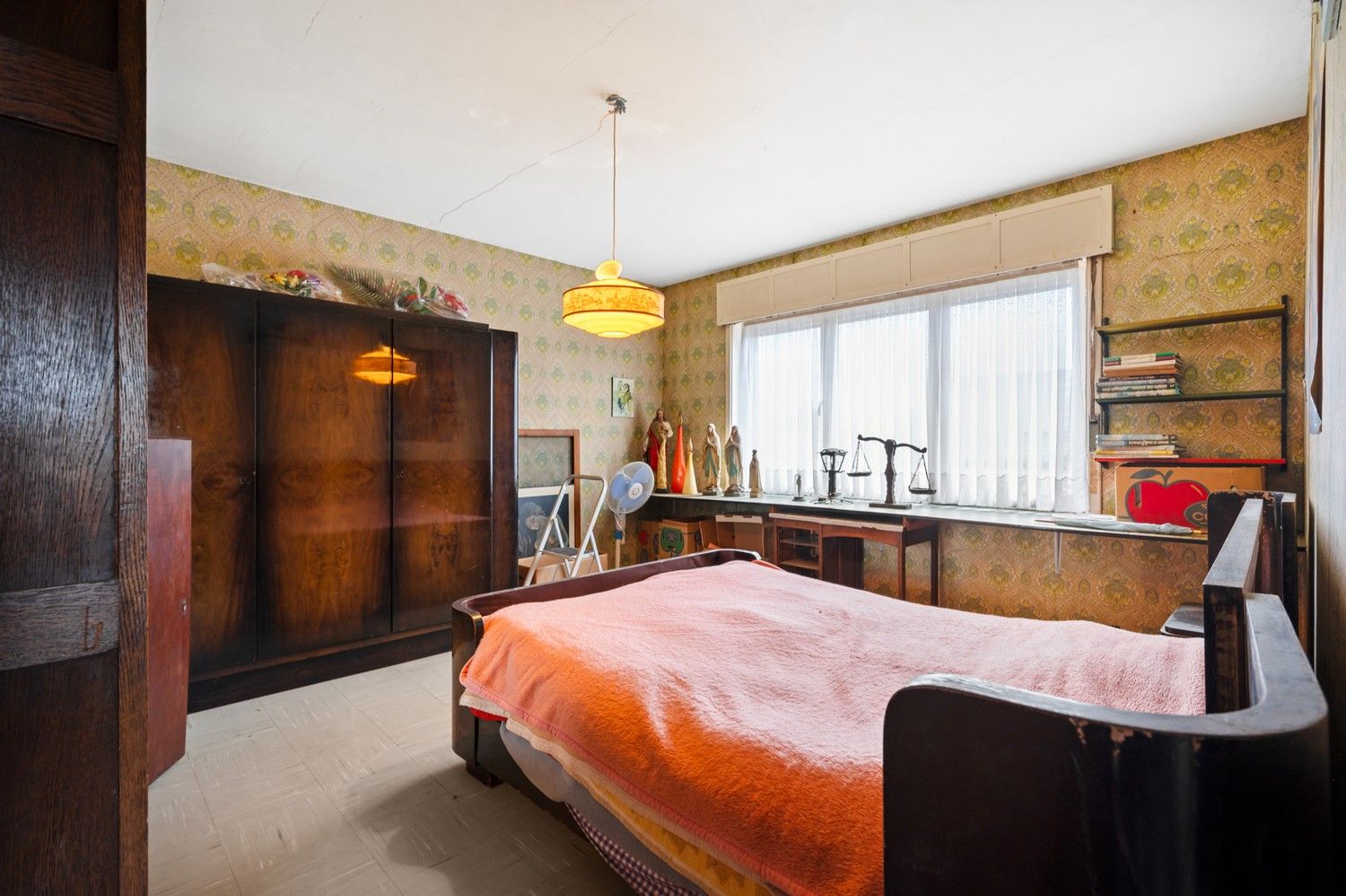Te renoveren woning met magazijn en veel potentieel op toplocatie in Lint foto 12