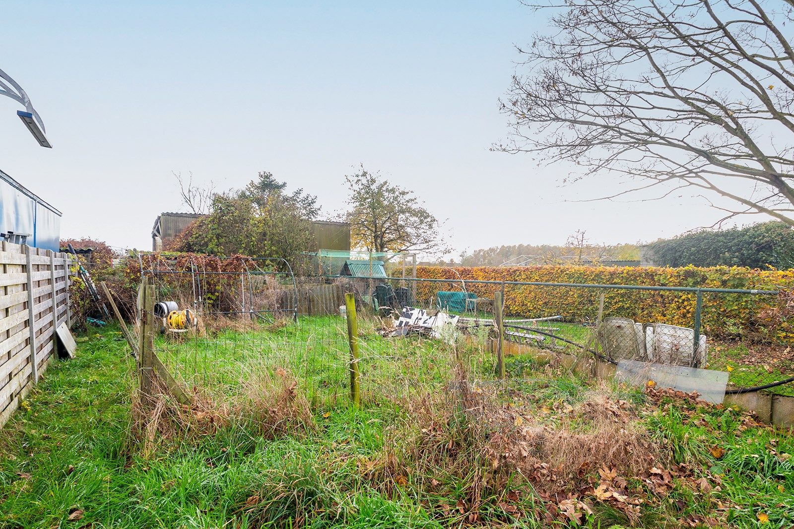 Goed gelegen te renoveren woning met zuid-oost tuin foto 8