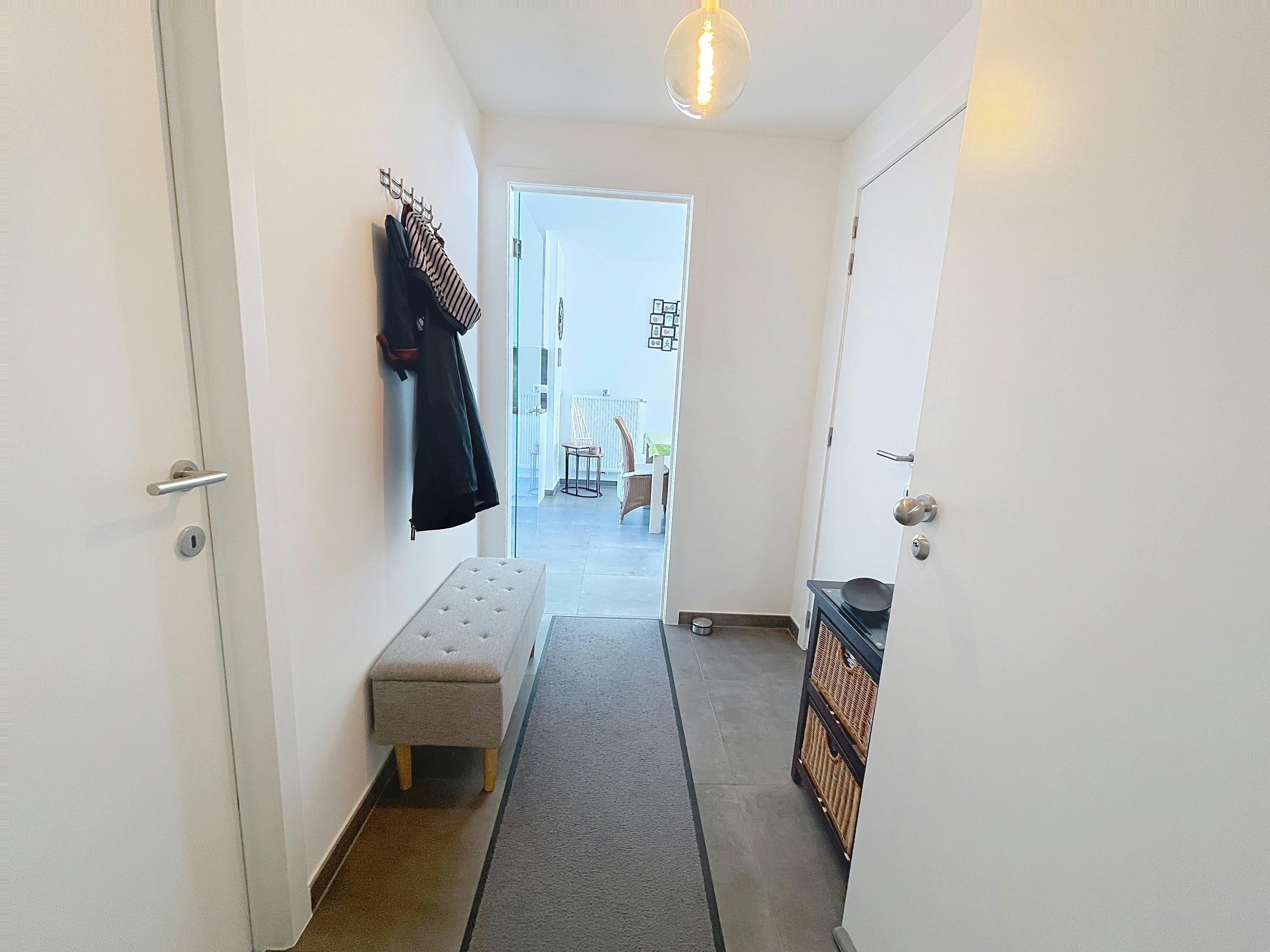 Heel recent appartement met 2 kamers te koop in Deerlijk foto 9