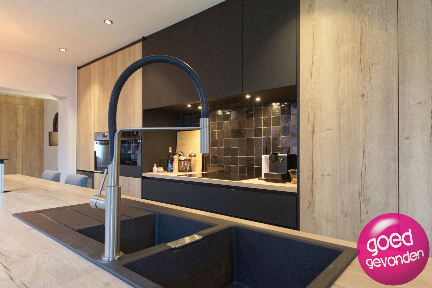 HOB - GERENOVEERD - 3 SLK - 2 BDK - TUIN - TERRAS - PARKING foto 10