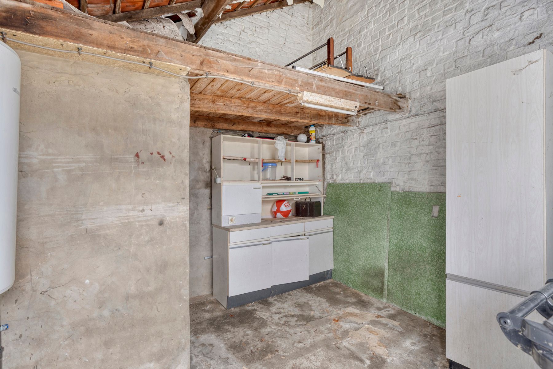 Te renoveren woning met zuidgerichte tuin foto 19