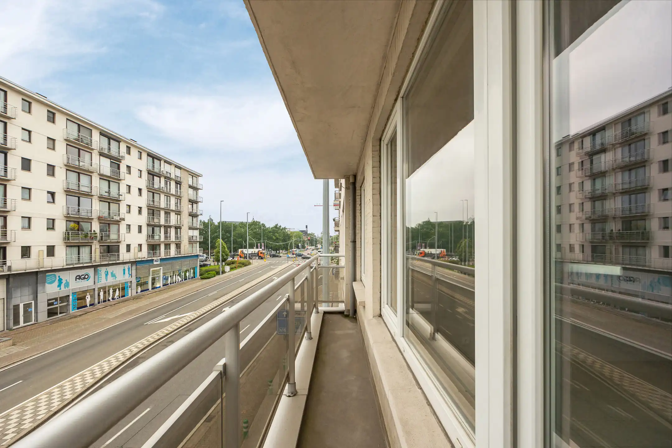 Tweeslaapkamer appartement met autostaanplaats foto 15