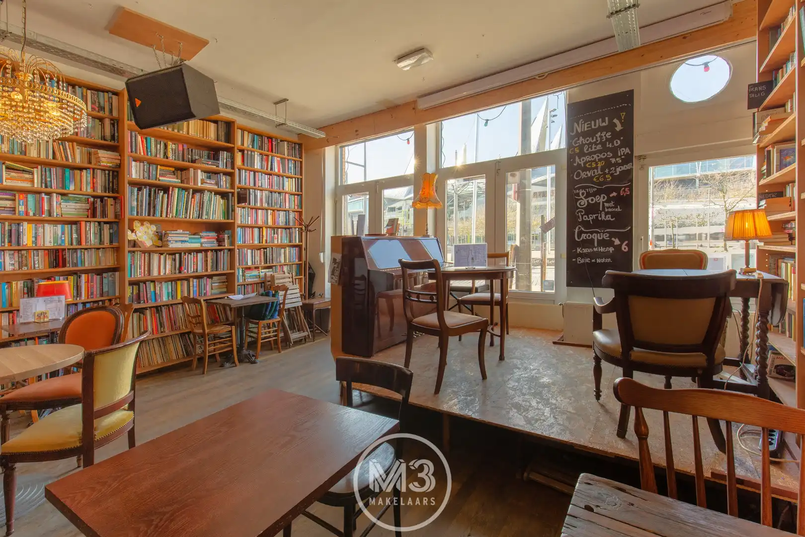 Handelspand met zuidgericht terras op goede locatie foto 3