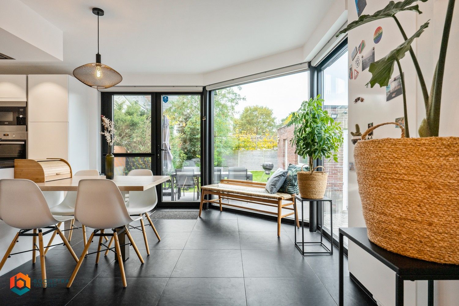 Gerenoveerde woning met 4 slpkrs te Mechelen foto 7