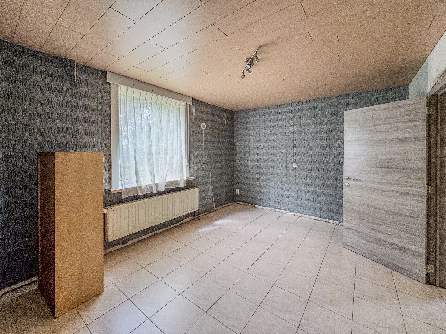 Landelijke woning met 3 slaapkamers, tuin, kotterijen en garage. foto 10