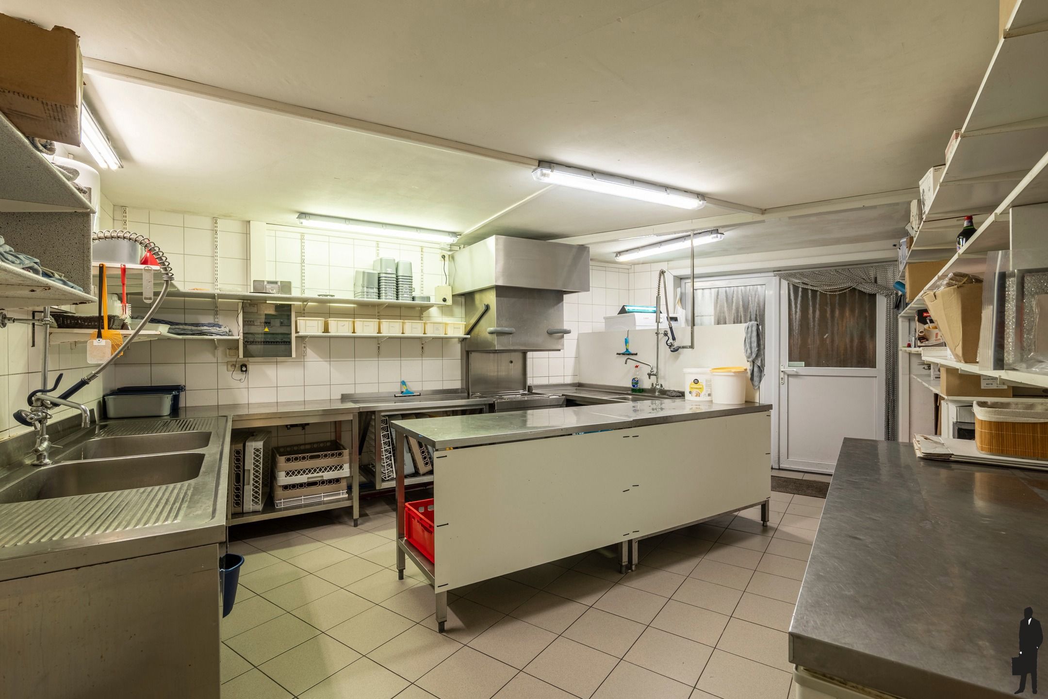 Brasserie met ruime duplexwoning en bouwgrond op toplocatie foto 14