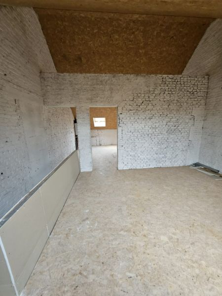 Gerenoveerde woning met garage foto 22