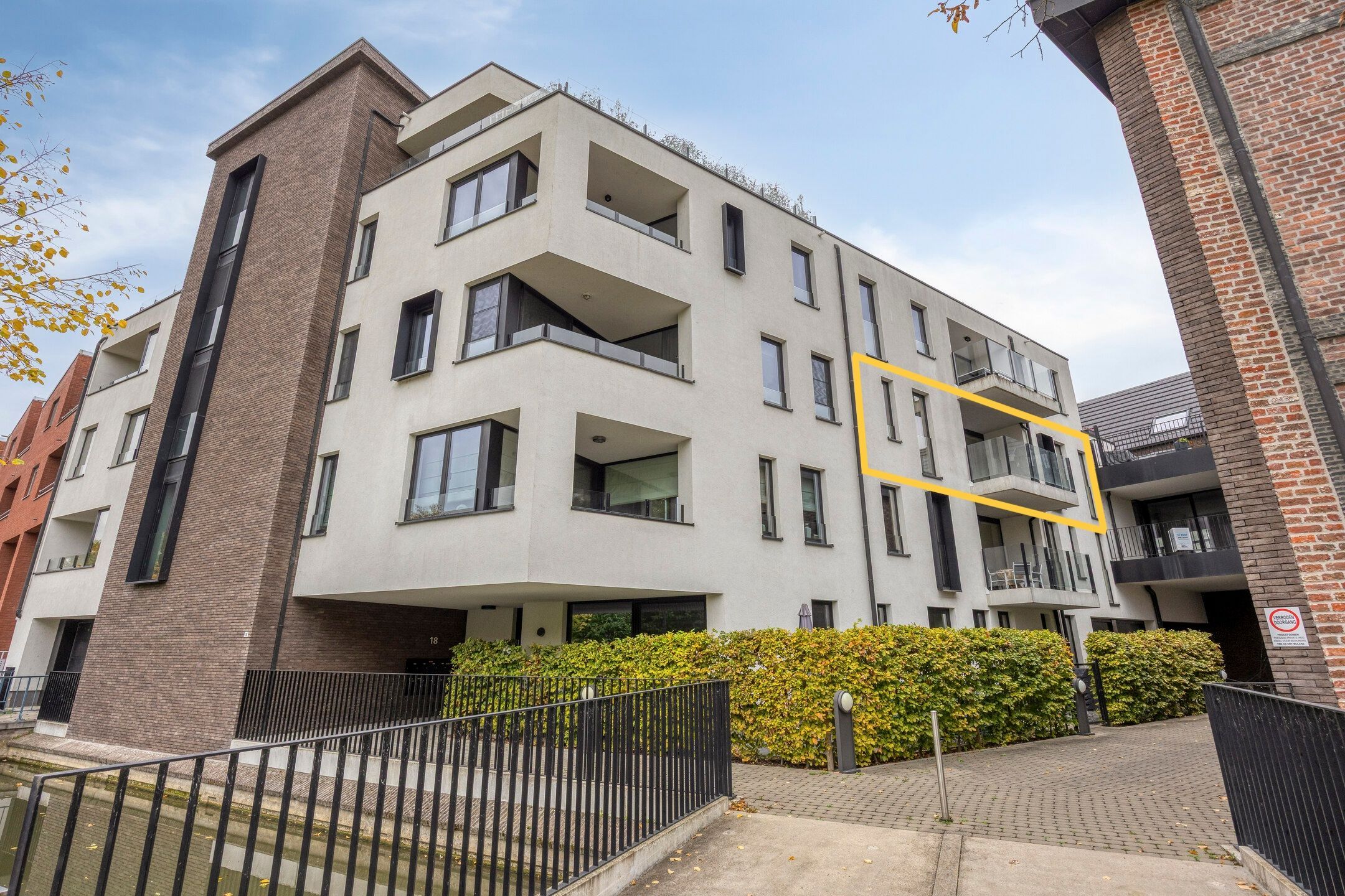 ()=>{if(producerUpdateValueVersion(node),producerAccessed(node),node.value===ERRORED)throw node.error;return node.value} Huidvettersstraat 18/7 - 3300 Tienen