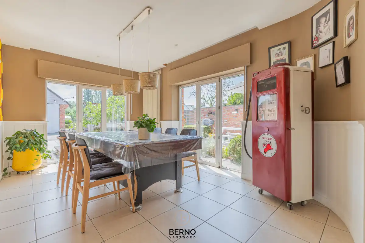 Instapklare gezinswoning op een perceel van 840 m² (weide van 1718m2) foto 5