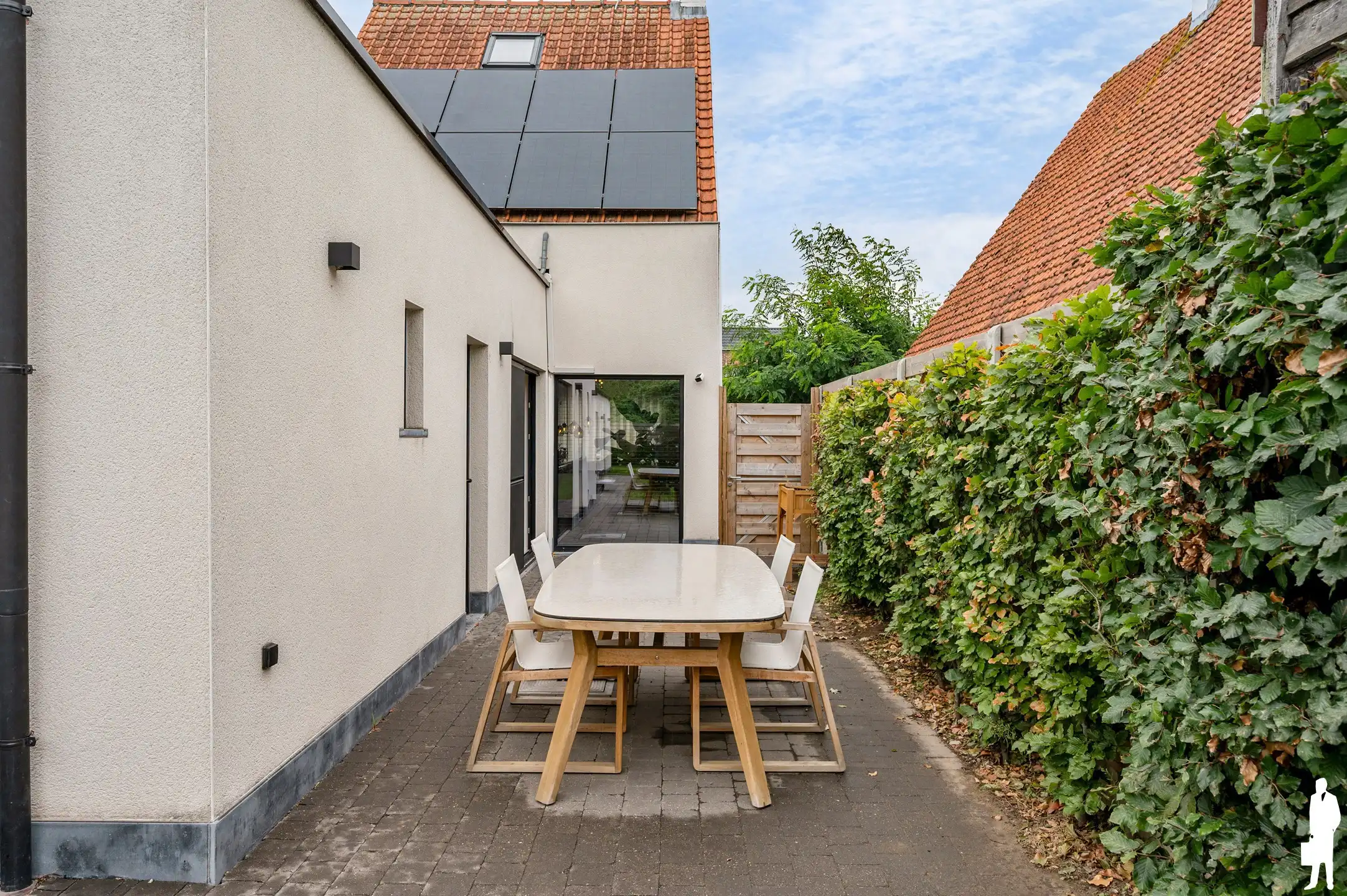 Volledig gerenoveerde woning in doodlopende straat met aangelegde tuin nabij centrum Berlaar. foto 23