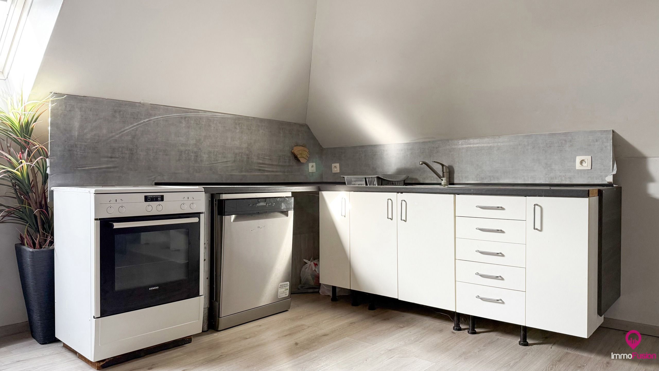 Instapklare, volledig gerenoveerde woning met 4 slaapkamers! foto 34