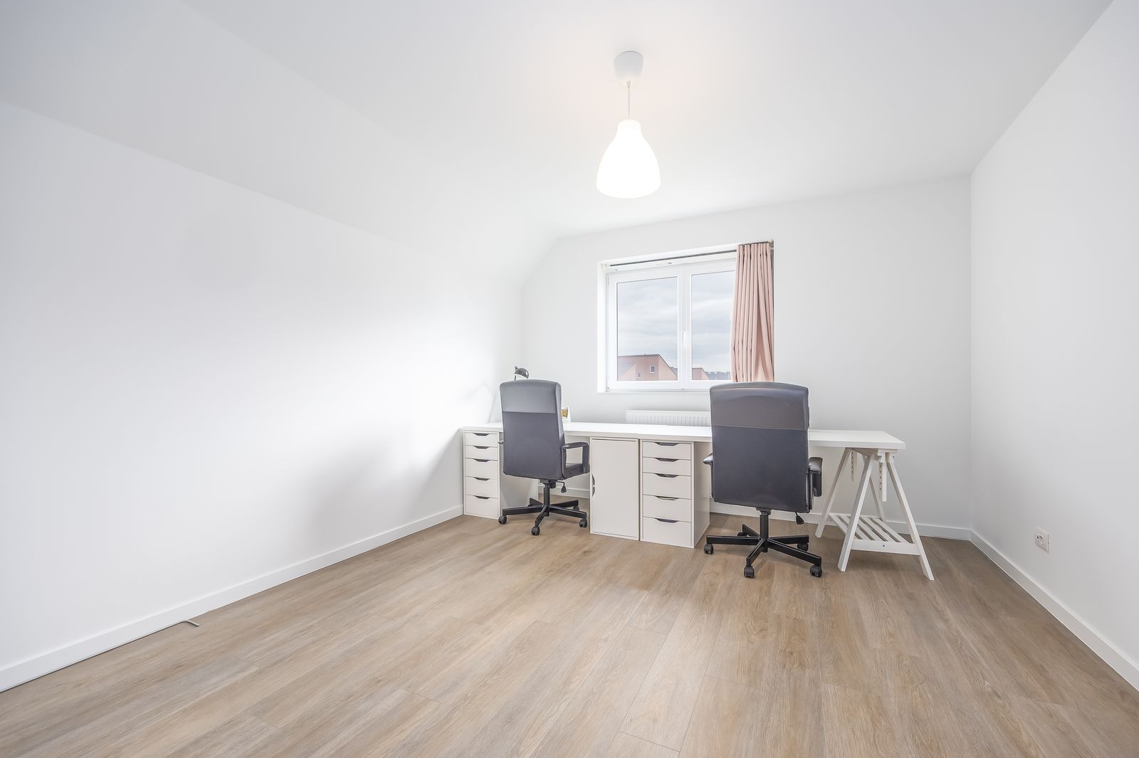 Recente vrijstaande villa op een royaal perceel (1044 m2) foto 19