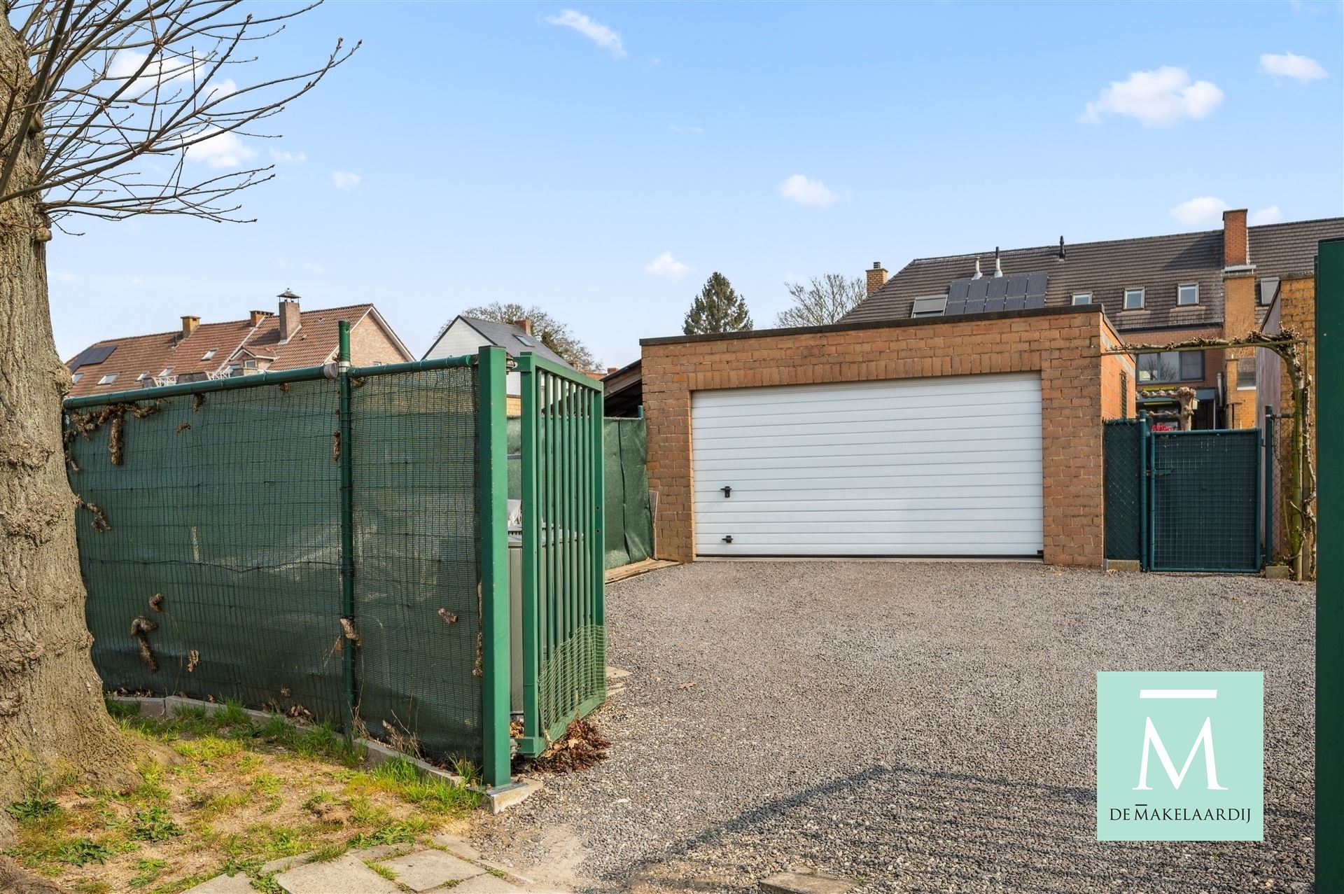 Energiezuinige woning met aangename tuin en garage foto 32