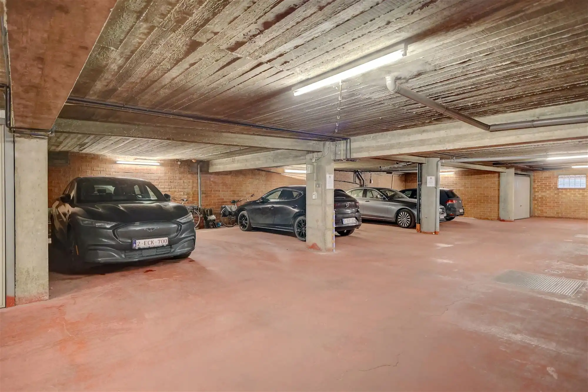 Handelsruimte in het hartje van Mechelen foto 10