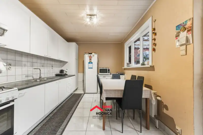 Karaktervolle woning - 4 slpkmrs - garage inbegrepen!!! foto 10