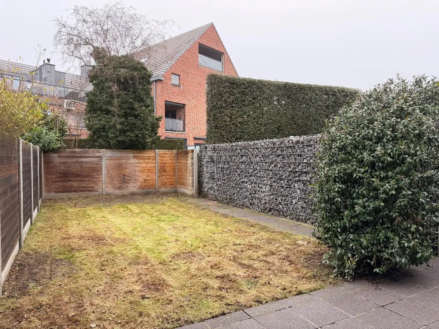 Verzorgd gelijkvloers appartement met tuin, op een rustige ligging te Lier! foto 12