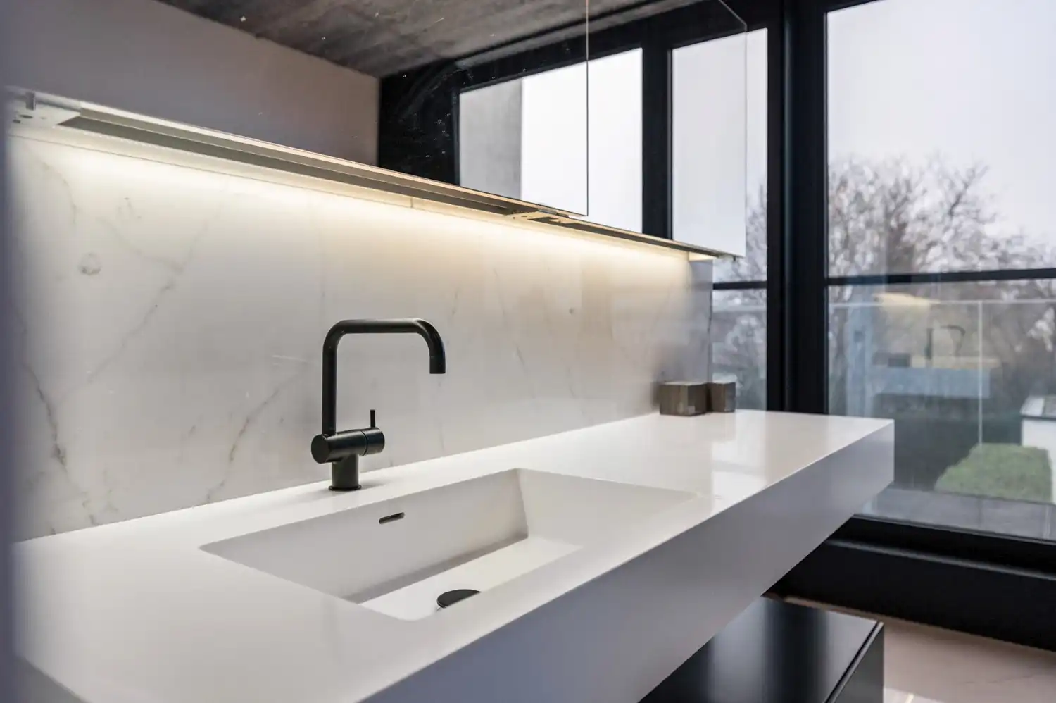 RECENTE HANDELSWONING OP COMMERCIELE LIGGING! foto 25