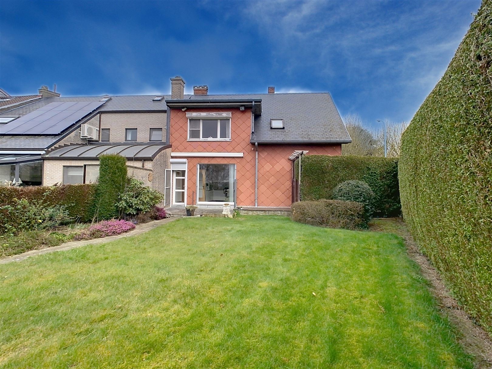 Op te frissen halfopen bebouwing, 3 slpks, tuin, 7a 85ca foto 36