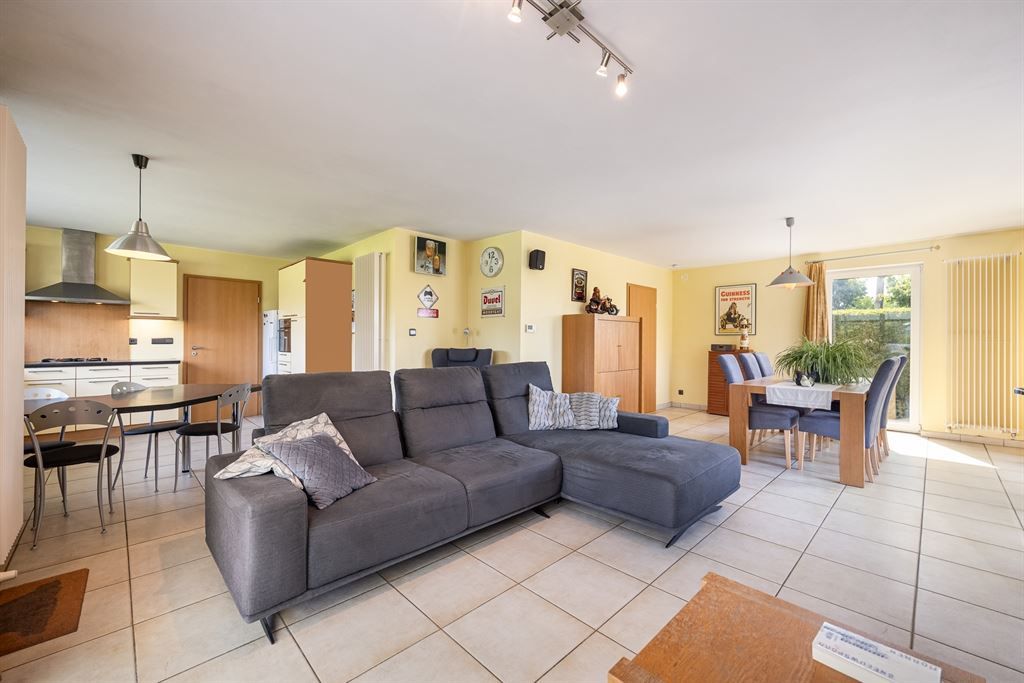 Vrijstaande woning in rustige woonbuurt foto 6