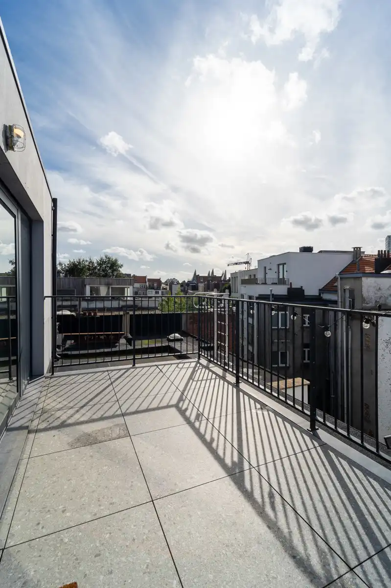 Exclusieve penthouse met 3slpks en dakterras op 't Zuid! foto 15