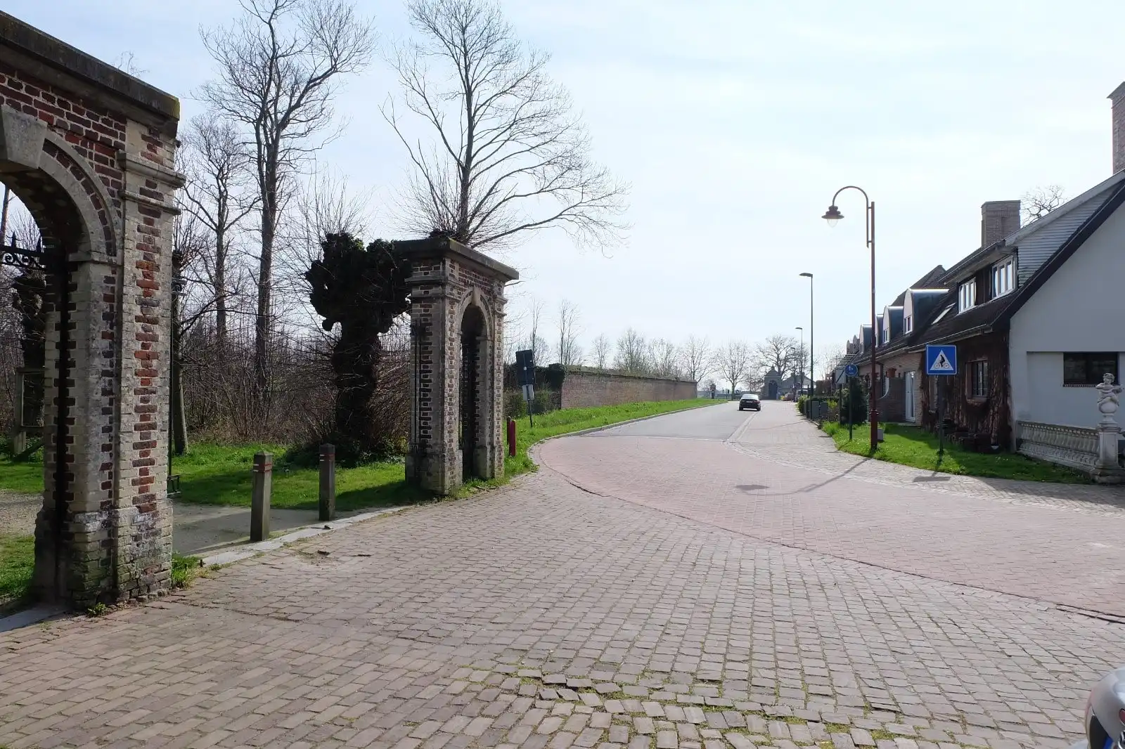 Knusse woning gelegen aan het park van Poeke, residentiële ligging. foto 8