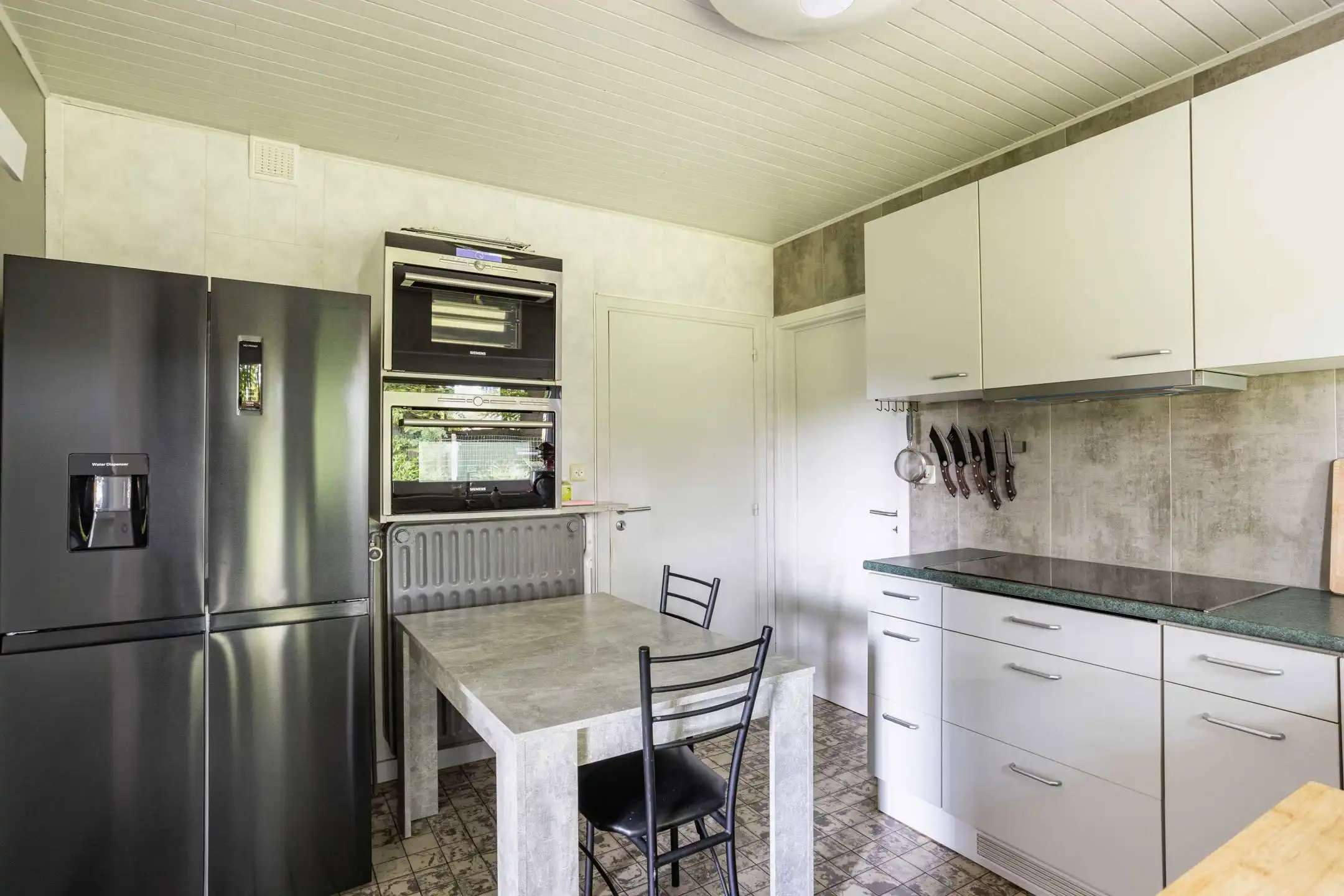 Te moderniseren bungalow met bos in Louise-Marie foto 12